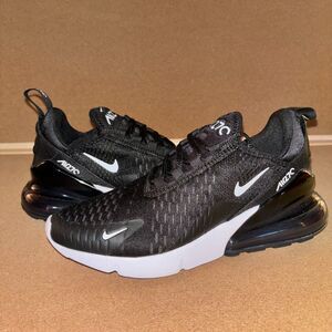 Women's Nike Air Max 270 Size 6.5 Black White Anthracite CLEAN!! AH6789-001